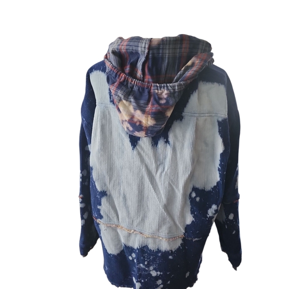 Oli & Hali Women's Plaid Flannel Cord Jacket Bleached Distressed Fringe Hem M - Picture 3 of 4